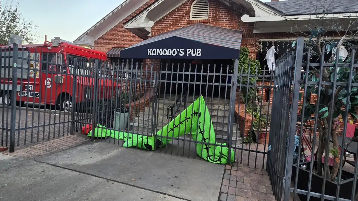 Komodo’s Pub in Houston