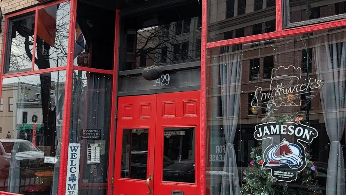 Nallens Irish Pub in Denver