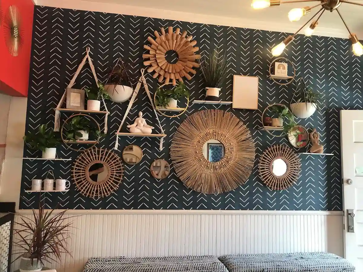 Mana + Pua in Honolulu, HI