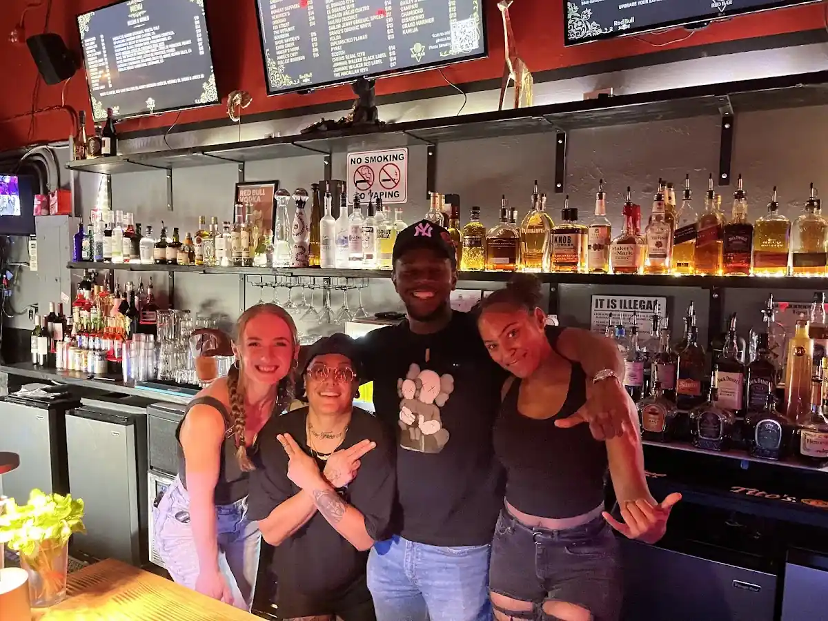 Red Bar in Honolulu, HI