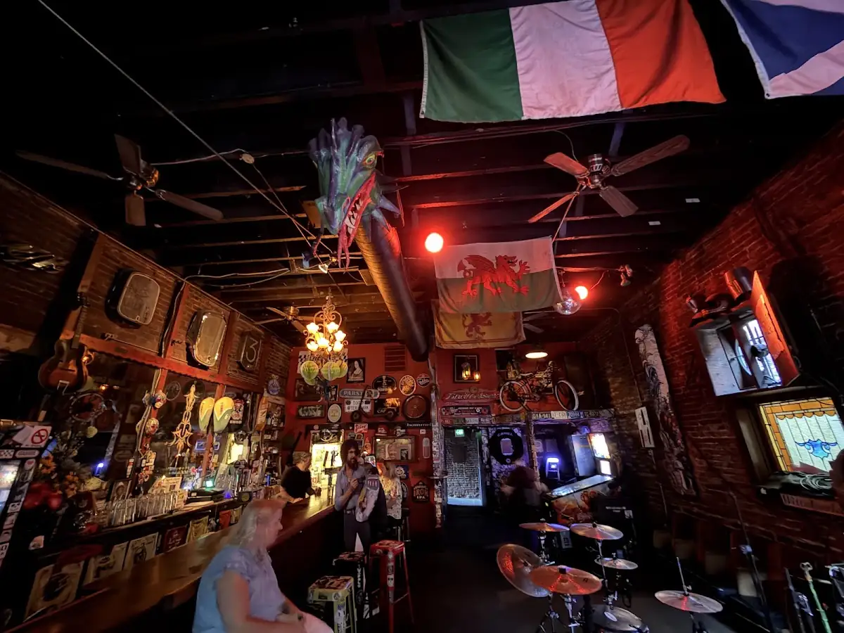 Old Towne Pub in Pasadena, CA