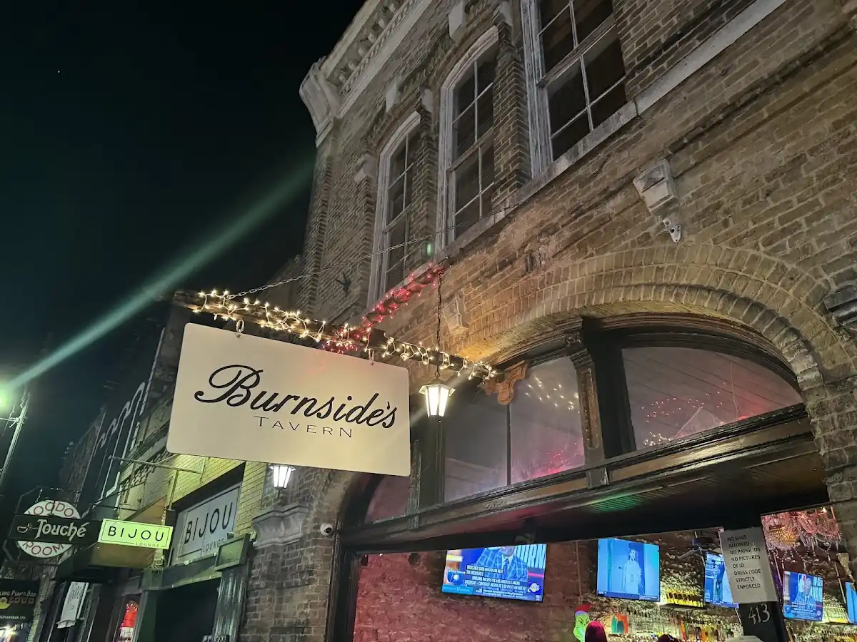 Burnside Tavern in Austin, TX
