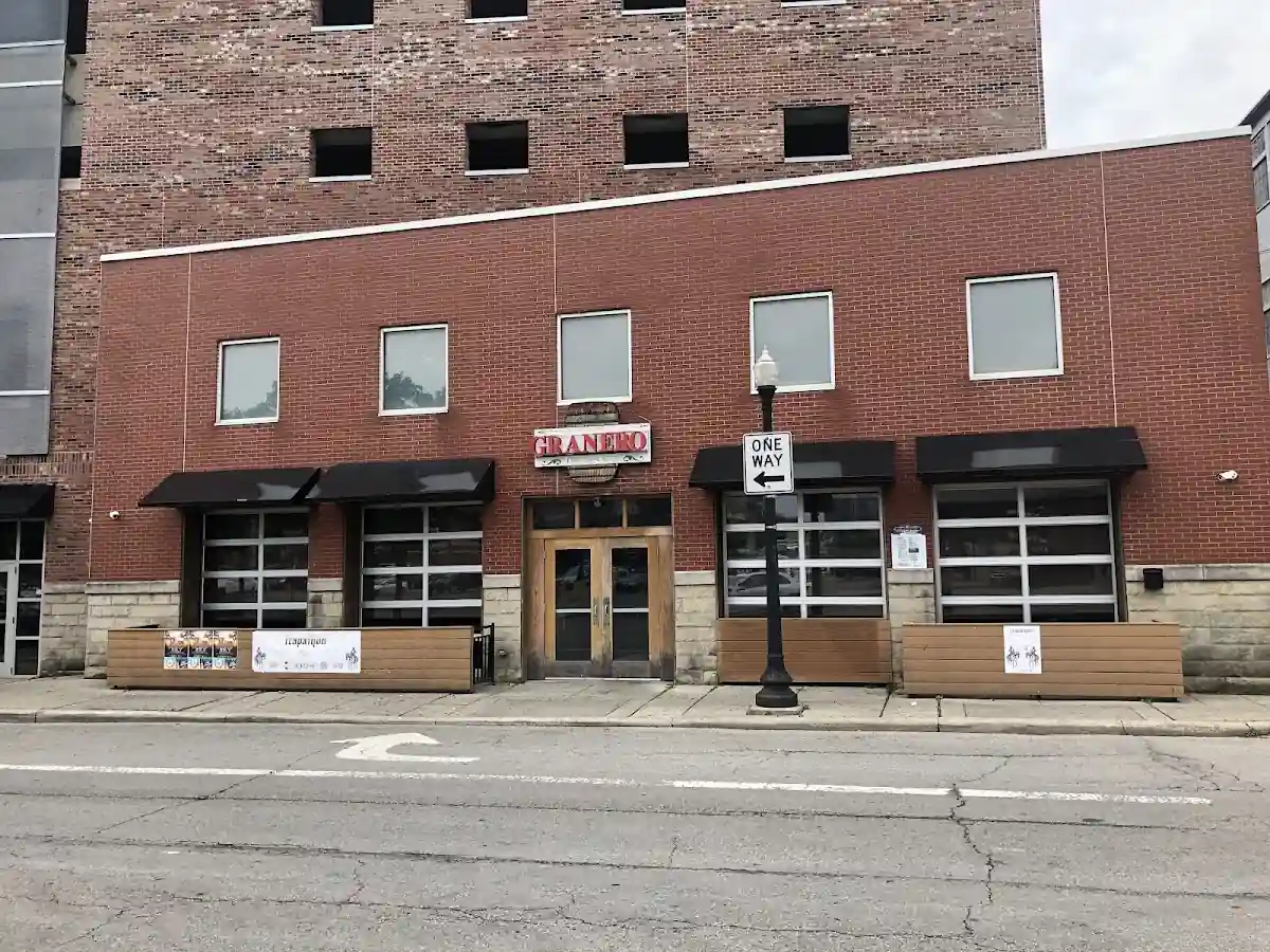 Granero in Columbus, OH
