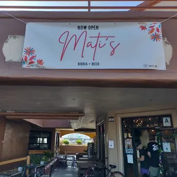Mati’s Birria + Beer