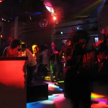 Recess Lounge